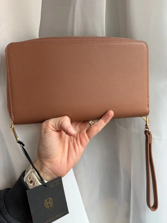 NWT House of Harlow Wallet/Wristlet - Picture 3 of 3